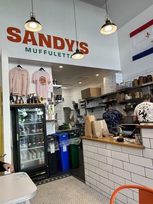 Sandy's by null