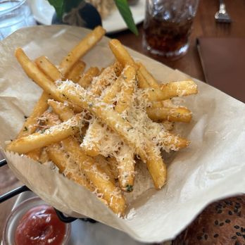 Schmankerl Stub’n - Truffle fries - German Near Me - Orlando, Florida Schmankerl Stub’n - Truffle fries - German Near Me - Orlando, Florida