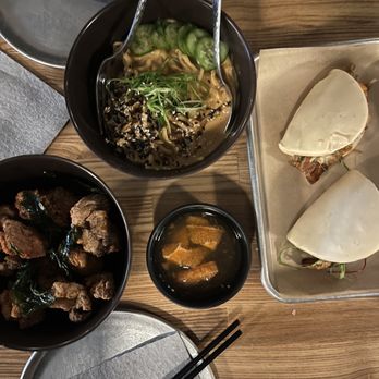 The Rabbit Hole - Bao, sesame peanut noodles, and popcorn chicken - Cocktail Bars Near Me - San Francisco, California The Rabbit Hole - Bao, sesame peanut noodles, and popcorn chicken - Cocktail Bars Near Me - San Francisco, California
