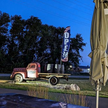 Rush Creek Distilling - Great country atmosphere - Bars Near Me - Harvard, Illinois Rush Creek Distilling - Great country atmosphere - Bars Near Me - Harvard, Illinois
