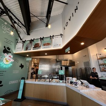 Cookie Society - Addison - Large clean fresh entry - Desserts Near Me - Addison, Texas