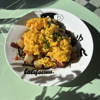 Beginner's Diner - Corned Beef Hash with Scrambled Eggs. - Diners Near Me - San Diego, California
