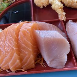 The Jin sushi - Pretty thick pieces of sashimi
