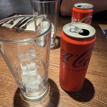 Hard Rock Cafe - American Near Me - Stockholm, Alberta
