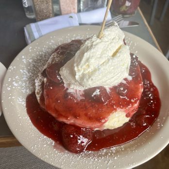 Jackson's Eatery | Bar - Bars Near Me - Long Island City, New York