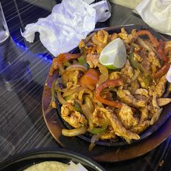 Casa Del Tequila - Chicken fajitas
