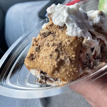 Cubby's Ice Cream Cafe - Peanut butter sundae - Ice Cream & Frozen Yogurt Near Me - Hummelstown, Pennsylvania Cubby's Ice Cream Cafe - Peanut butter sundae - Ice Cream & Frozen Yogurt Near Me - Hummelstown, Pennsylvania