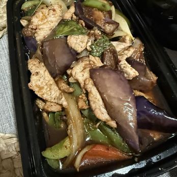 Jumpa Thai - 1006 Eggplant with Basil Leaves and Pork - Thai Near Me - Garden Grove, California Jumpa Thai - 1006 Eggplant with Basil Leaves and Pork - Thai Near Me - Garden Grove, California