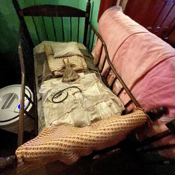 Tenement Museum - Museums Near Me - New York, New York