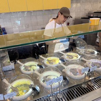 Milky Flakes - Flavors displayed - Ice Cream & Frozen Yogurt Near Me - Walnut Creek, California