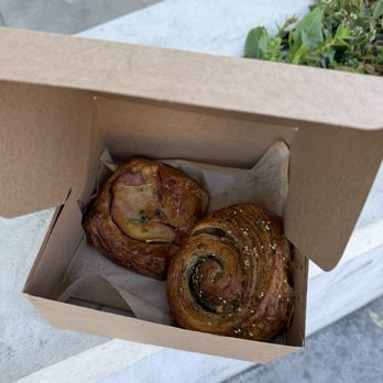 Petitgrain Boulangerie - Jambon grueyere croissant and zatar - Bakeries Near Me - Santa Monica, California Petitgrain Boulangerie - Jambon grueyere croissant and zatar - Bakeries Near Me - Santa Monica, California