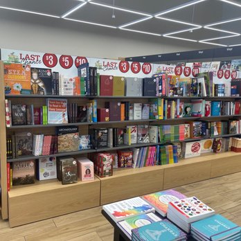 Barnes & Noble - Discount books - Bookstores Near Me - Vernon Hills, Illinois Barnes & Noble - Discount books - Bookstores Near Me - Vernon Hills, Illinois