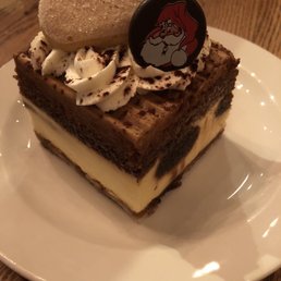 Block 1912 tiramisu cake
