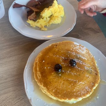 Bramble - 3 Sirens Restaurant Group - Breakfast & Brunch Near Me - Tulsa, Oklahoma