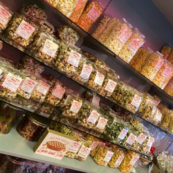Popcorn Willy - Popcorn shelf