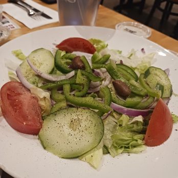 Max Pizza IV - Tossed salad - Pizza Near Me - Bristol, Connecticut
