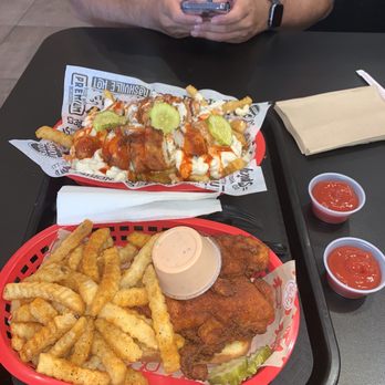 Urban Bird Hot Chicken - Chicken & Urban Fries, Buffalo Mac and Cheese Chicken and Urban Fries - Chicken Shop Near Me - Spring, Texas Urban Bird Hot Chicken - Chicken & Urban Fries, Buffalo Mac and Cheese Chicken and Urban Fries - Chicken Shop Near Me - Spring, Texas