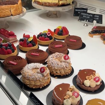 Moulin - Pastries - Cafes Near Me - Laguna Beach, California Moulin - Pastries - Cafes Near Me - Laguna Beach, California