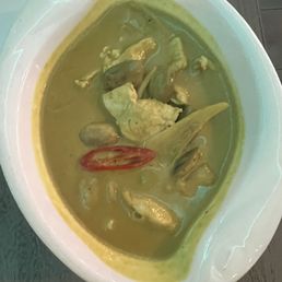 Chicken with green curry Chicken with green curry