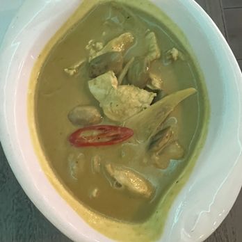 Genting Thai - Chicken with green curry - Fast Food Near Me - Killarney, Kentucky