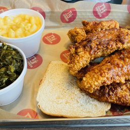 Hot Chicken 6 Pieces Tenders & 2 Sides