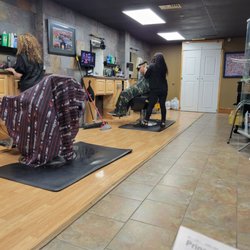 Mike's Barber Shop - Kris was great!