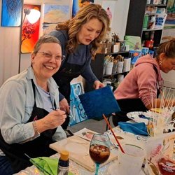 Livelovepaint Studio