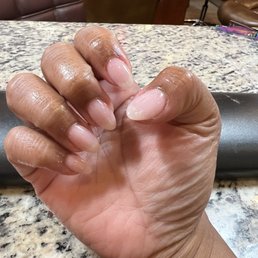 Gel nails, almond shaped, OPI bubble bath (1 coat)