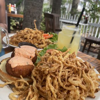 Poe's Tavern - Annabel Lee( crab cake only) with half fries && half onions - Burgers Near Me - Atlantic Beach, Florida