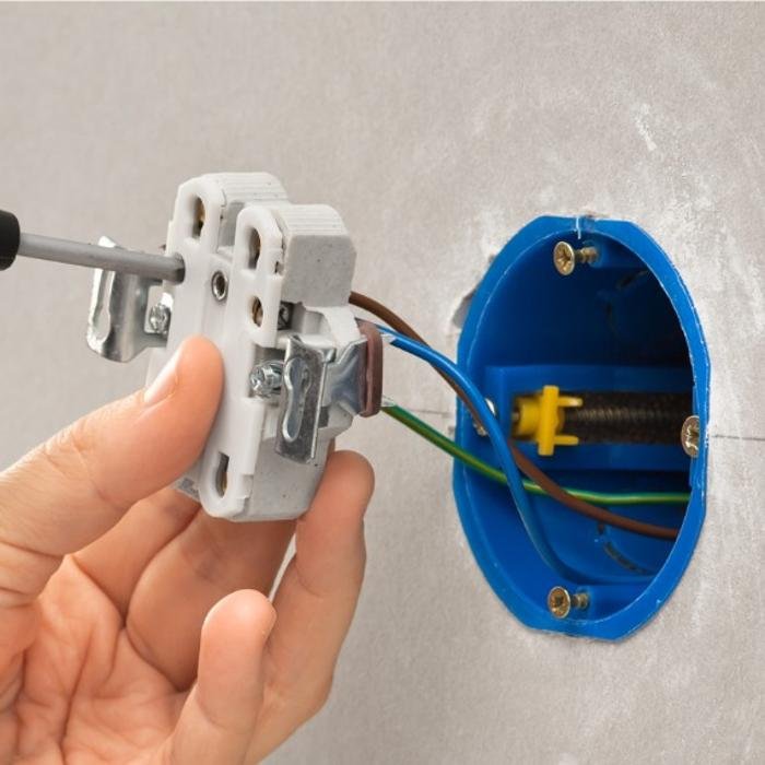 Slide of Servicios Electricos Arjona