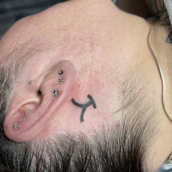 Tiger’s Eye Tattoo & Piercing - Tattoo Near Me - Vinton, Virginia