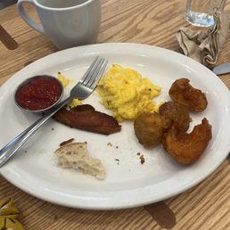 Brekky with bacon- what is left over... Brekky with bacon- what is left over...