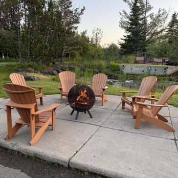 Superior Shores Resort - Fire pit in front of the lodge - Hotels Near Me - Two Harbors, Minnesota Superior Shores Resort - Fire pit in front of the lodge - Hotels Near Me - Two Harbors, Minnesota