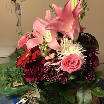 Mayer's Flower Cottage - Florists Near Me - Patchogue, New York