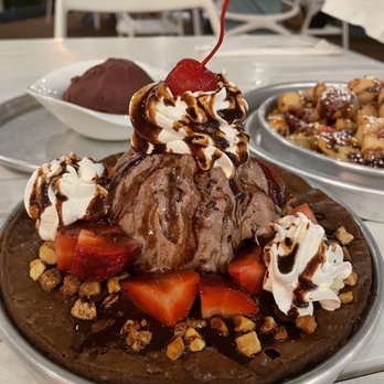 Kai Eats + Drinks - left to right: açaí sorbet, fudge Brownie sundae , sweet kai dough bites - Tacos Near Me - Kailua-Kona, Hawaii Kai Eats + Drinks - left to right: açaí sorbet, fudge Brownie sundae , sweet kai dough bites - Tacos Near Me - Kailua-Kona, Hawaii