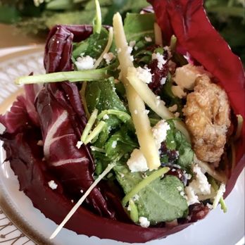 Montrose Deli - Custom arugula salad with feta, apples, candied walnuts on a radicchio lettuce leaf with a balsamic vinaigrette dressing - Grocery Near Me - Chicago, Illinois