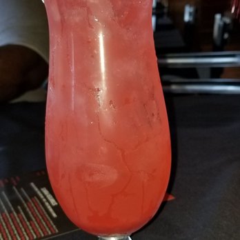 5 Points Grille - Strawberry mango or peach long island $5 During happy hour - Bars Near Me - Richmond Heights, Ohio