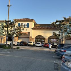 Five Below