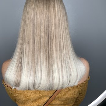 Twyst Salon - Trim by Laurie S. // Back - Hair Salons Near Me - Beaverton, Oregon Twyst Salon - Trim by Laurie S. // Back - Hair Salons Near Me - Beaverton, Oregon