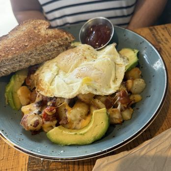First Watch - Farmhouse Hash - Breakfast & Brunch Near Me - North Miami Beach, Florida