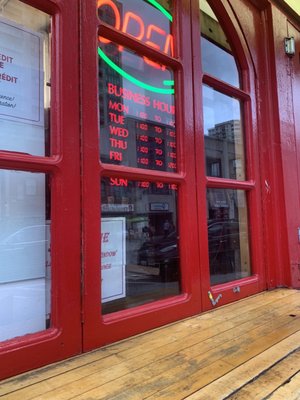 BeaverTails- Queues de Castor (Byward Market) by null