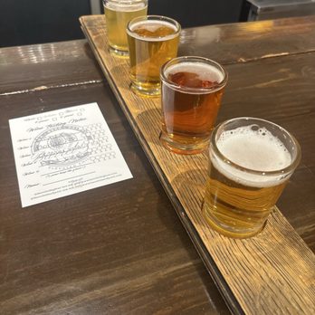 Barrel 33 - Beer flight - Pilsner, Blonde PB, Oktoberfest, and Fiest bier - Wine Tasting Room Near Me - Big Bear Lake, California