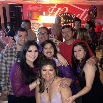 The Swig Bar - Sports Bars Near Me - Fullerton, California