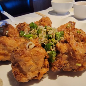China Palace - Deep fried chicken wings - Chinese Near Me - Morgan Hill, California China Palace - Deep fried chicken wings - Chinese Near Me - Morgan Hill, California