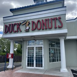 Duck Donuts