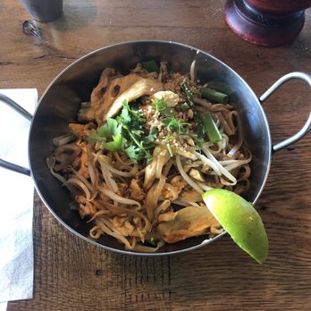 Eathai - Pad Thai Chicken - Thai Near Me - Boca Raton, Florida Eathai - Pad Thai Chicken - Thai Near Me - Boca Raton, Florida