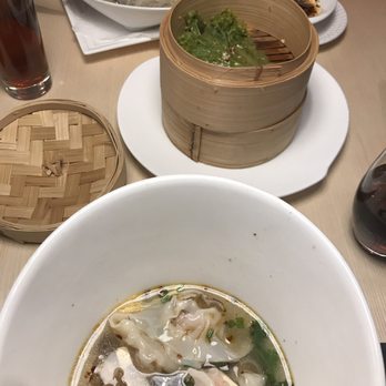Long Huang - Pan Asian Near Me - Zürich, ZH