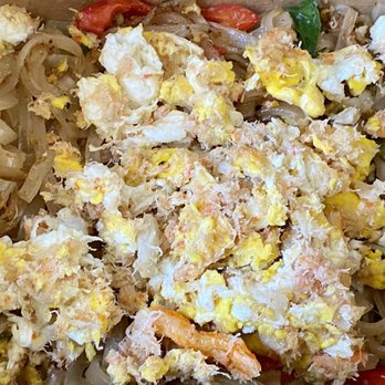 One2Go Thai Kitchen - Crab Noodles! - Thai Near Me - Encinitas, California