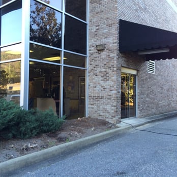 Greystone Cleaners - Convenient drive through - Laundry Services Near Me - Birmingham, Alabama