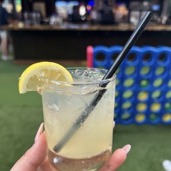 Little Woodrow's Midtown - Sports Bars Near Me - Houston, Texas